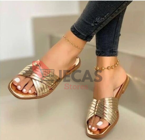 CASUAL FLAT SLIPPERS ,,