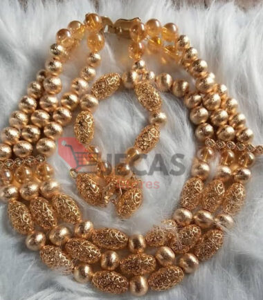 GOLD BEADS SET