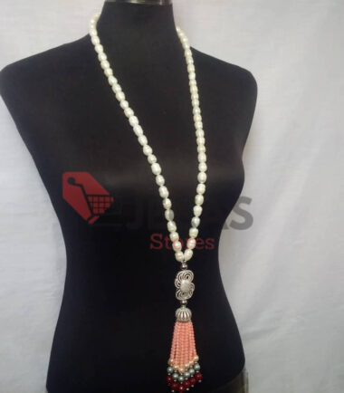 WHITE BEADS NECKLESS